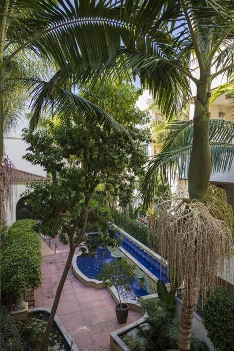 1 Bedroom Xl With King Bed, Garden View, Parking Included * Los Angeles